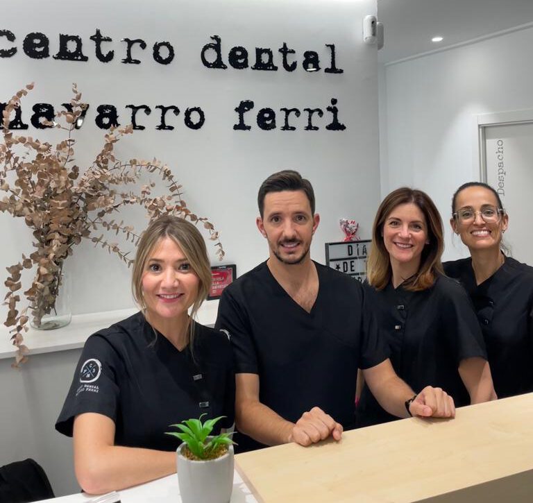 equipo-centro-dental-navarro-ferri-dentista-cullera